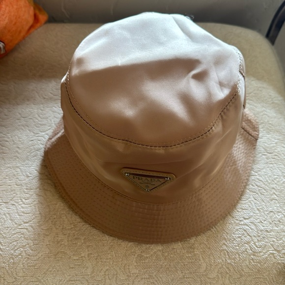 Beige bucket hat copy